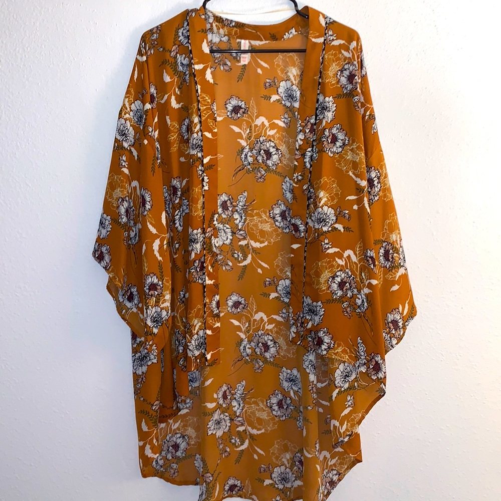 Floral Kimono 🌸 (XS/S)